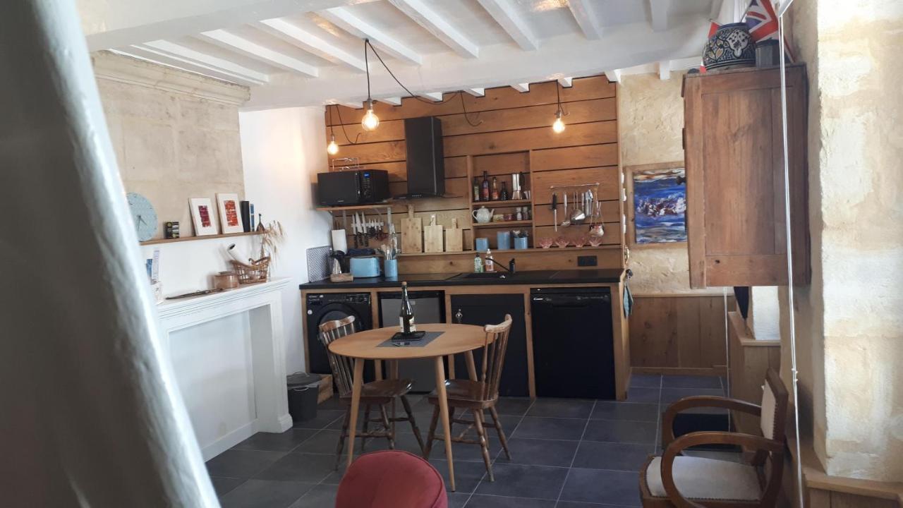 Maison Camille Port-en-Bessin-Huppain Eksteriør billede