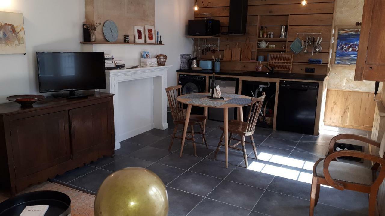 Maison Camille Port-en-Bessin-Huppain Eksteriør billede